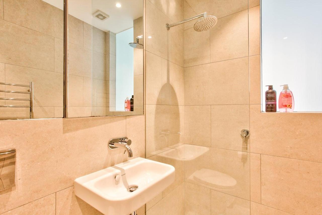 Astounding 3 Bedroom House Surry Hills 2 E-bikes Included Ferienhaus *