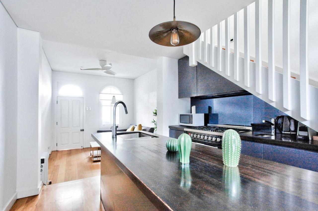 Astounding 3 Bedroom House Surry Hills 2 E-bikes Included Ferienhaus *
